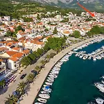 Luka Apartman
