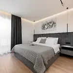 Luka Apartman *